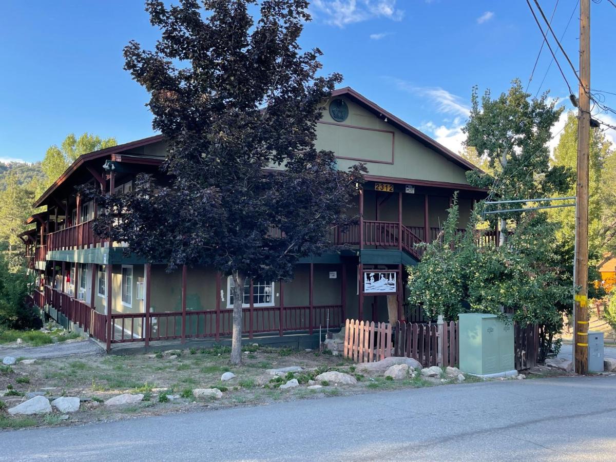 Deep Creek Motel Arrowbear Lake Екстериор снимка
